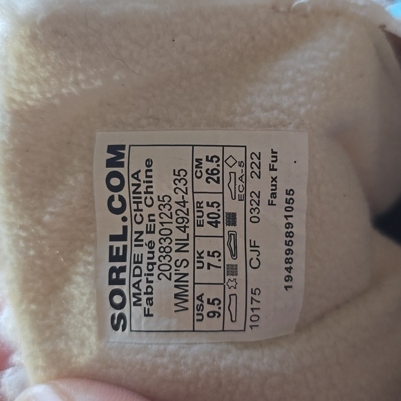 Sorel Women's Evie Cozy Lace Boot - Picture 4 of 7